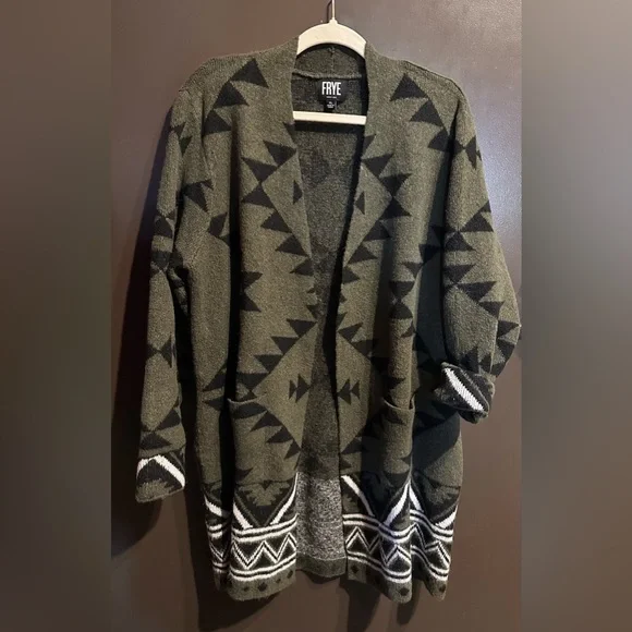 Frye Black and Olive Aztec Patterned Cardigan Size XL - Picture 4 of 7